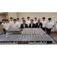 金沢工業大学 夢考房建築デザインプロジェクトが金沢美術工芸大学と石川県立図書館を模型で再現