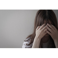 【2026年最新調査】奨学金の返済がきつい20代・30代女性はどれくらいいる？平均返済額・完済までの年数・手取りに占める返済負担率と、返済しながら収入を増やす方法をDAKKIが調査