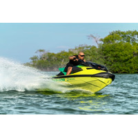 Sea-Doo、Sennaブランドとパートナーシップを締結　アイルトン・セナの不朽のレガシーを称える限定モデルを発表