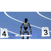 Zoomlionのフルスタック型人型ロボットが「世界人型ロボット運動会」に出場