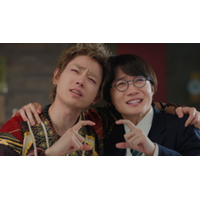 au 新TVCM「高杉くんと鬼ちゃんの楽屋メイク中」篇 2026年9月18日（金）からOA開始